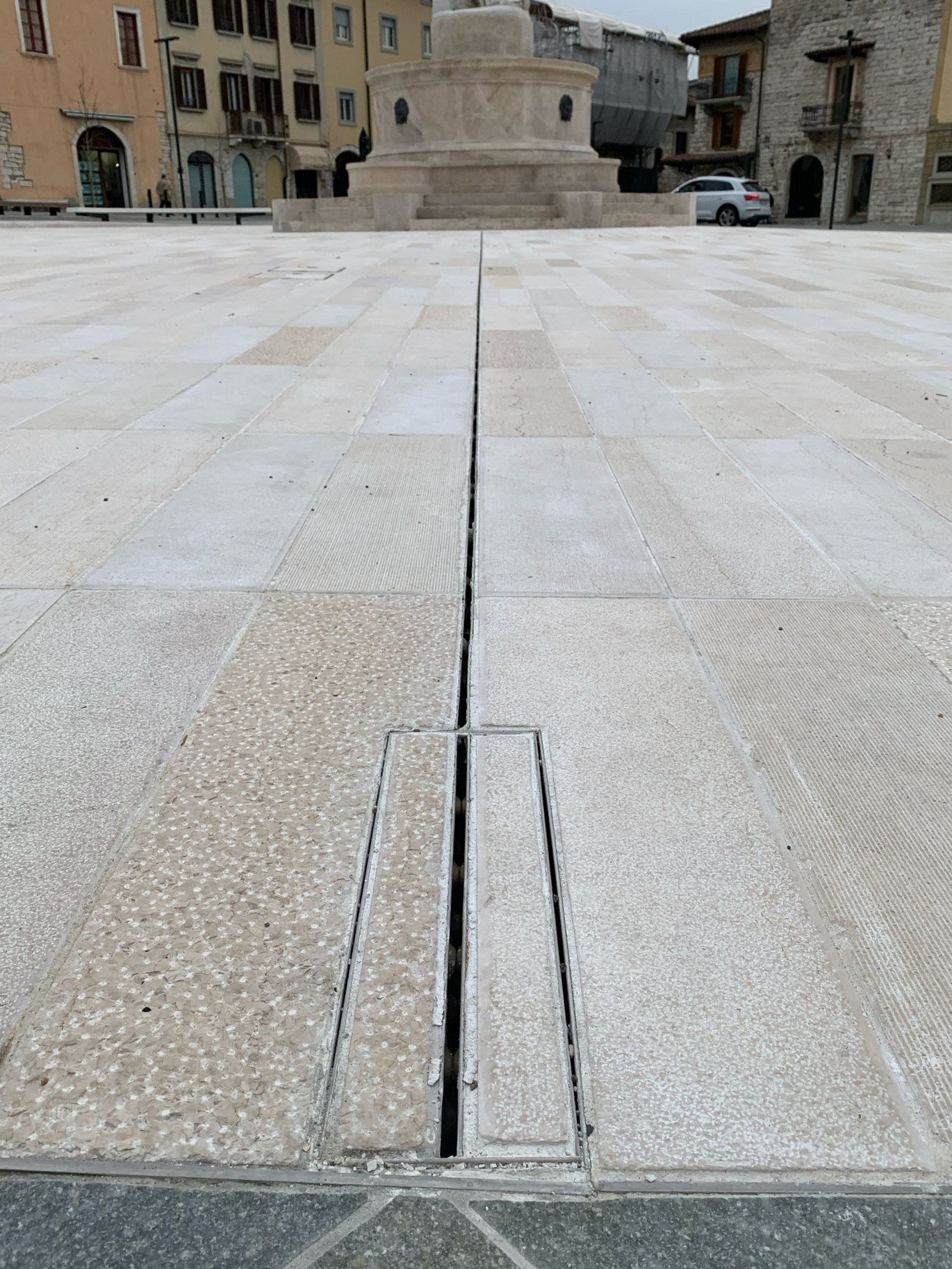 Piazza Cavour_Trescore_drenaggio ACO
