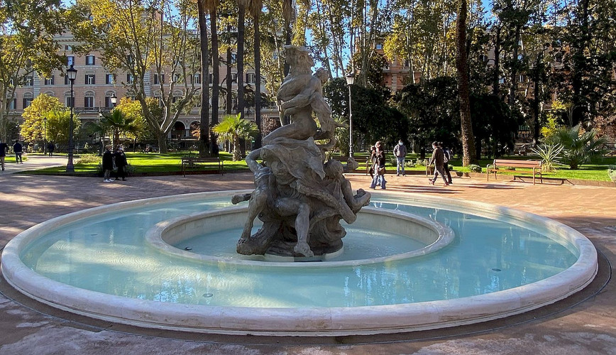 Fontana-con-gruppo-scultoreo-di-M.-Rutelli
