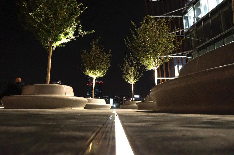Piazza Gae Aulenti 2